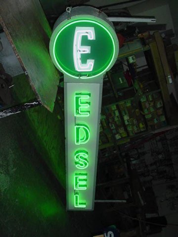 edselneon4.jpg